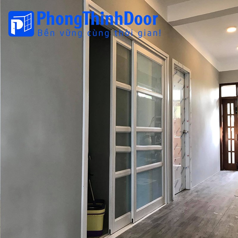 cua nhua abs han quoc tai tp hcm 3